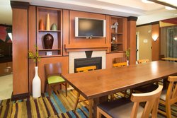  - Fairfield Inn & Suites by Marriott Burley - I-84, Exit 208