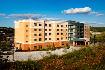 Courtyard by Marriott Pittsburgh Washington/Meadow Lands