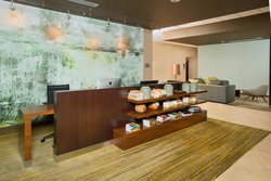  - Courtyard by Marriott Hotel Redwood City