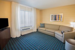  - Fairfield Inn & Suites by Marriott Southwest Fort Wayne - I-69, Exit 302