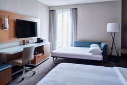  - Marriott Hotel Pontiac - I-75, Exit 75