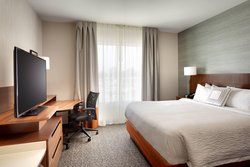  - Fairfield Inn & Suites by Marriott Northeast Springfield - I-44, Exit 80