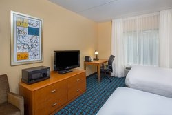  - Fairfield Inn & Suites by Marriott Kodak - I-40, Exit 407
