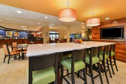  - Fairfield Inn & Suites by Marriott Aurora