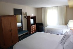  - Fairfield Inn & Suites by Marriott Liberty Kansas City - I-35, Exit 16