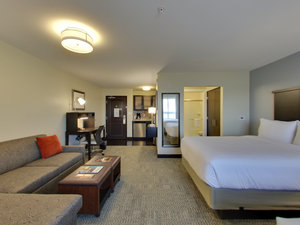 fitchburg staybridge suites