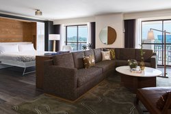  - Renaissance Raleigh Hotel At North Hills - I-440, Exit 8A