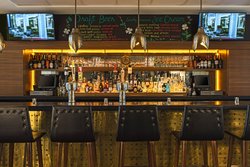  - Renaissance Raleigh Hotel At North Hills - I-440, Exit 8A