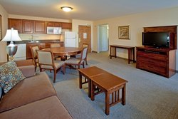  - Staybridge Suites Airport Albuquerque - I-25, Exit 221