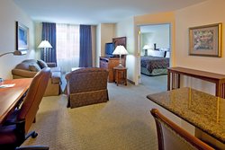  - Staybridge Suites Airport Albuquerque - I-25, Exit 221
