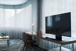  - Renaissance Hotel Downtown Montreal