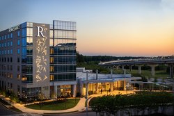  - Renaissance Hotel Airport Gateway Atlanta - I-85, Exit 72