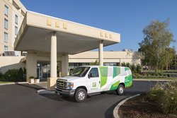  - Holiday Inn Norwich - I-395, Exit 11