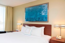  - SpringHill Suites by Marriott Peoria - I-74, Exit 88