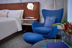  - Renaissance Hotel Airport Edmonton