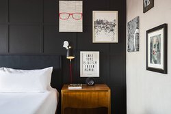  - Renaissance Philadelphia Downtown Hotel - I-95, Exit 22