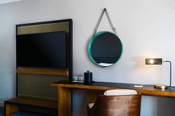  - Renaissance Philadelphia Downtown Hotel - I-95, Exit 22