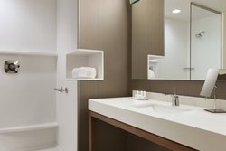  - Courtyard by Marriott Woodbury - I-94, Exit 250