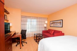  - Courtyard by Marriott Downtown Peoria - I-74, Exit 93