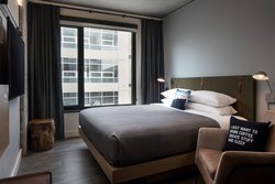  - Moxy Hotel by Marriott Downtown Seattle - I-5, Exit 167