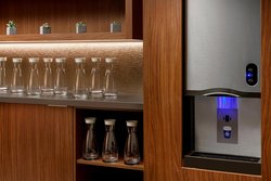  - AC Hotel by Marriott Airport South San Francisco