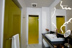  - Elyton Hotel Downtown Birmingham - I-20 & I-59, Exits 124D & 126A