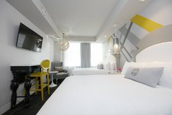  - Elyton Hotel Downtown Birmingham - I-20 & I-59, Exits 124D & 126A