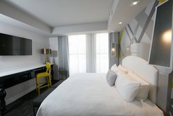  - Elyton Hotel Downtown Birmingham - I-20 & I-59, Exits 124D & 126A