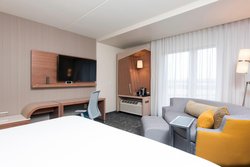  - Courtyard by Marriott Hotel Downtown Holland