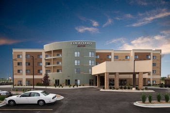 Courtyard by Marriott Bay City