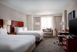  - Marriott City Center Hotel Macon - I-16, Exit 2