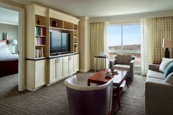  - Marriott City Center Hotel Macon - I-16, Exit 2