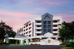  - Courtyard by Marriott Richmond - I-80, Exit 19B