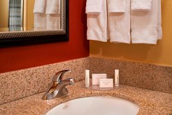  - Courtyard by Marriott East Louisville - I-64, Exit 15