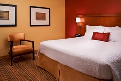  - Courtyard by Marriott East Louisville - I-64, Exit 15