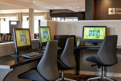  - Courtyard by Marriott East Louisville - I-64, Exit 15