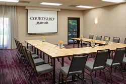  - Courtyard by Marriott East Louisville - I-64, Exit 15