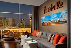  - Fairfield Inn & Suites by Marriott Downtown Nashville - I-40 & I-65, Exit 209