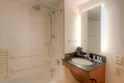  - Fairfield Inn & Suites by Marriott Central Winston-Salem