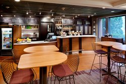  - Courtyard by Marriott Hotel State College