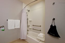  - Courtyard by Marriott Hotel Victoria