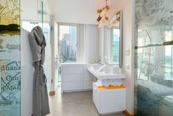  - Envoy Hotel Boston