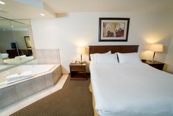  - Holiday Inn Express Drayton Valley