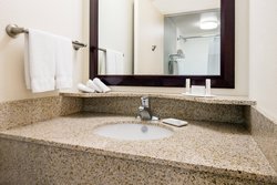  - SpringHill Suites by Marriott Bakersfield