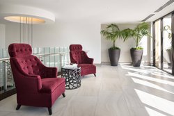  - SpringHill Suites by Marriott Burbank - I-5, Exit 146A