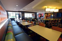  - Fairfield Inn & Suites by Marriott Bowling Green
