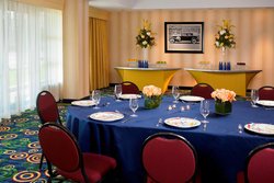  - Courtyard by Marriott Hotel Downtown Detroit