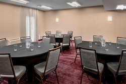  - Courtyard by Marriott Airport Newark - I-78, Exit 58A