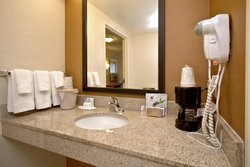 - Fairfield Inn & Suites by Marriott Edison - I-287, Exit 3