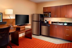  - Fairfield Inn & Suites by Marriott North Fayetteville